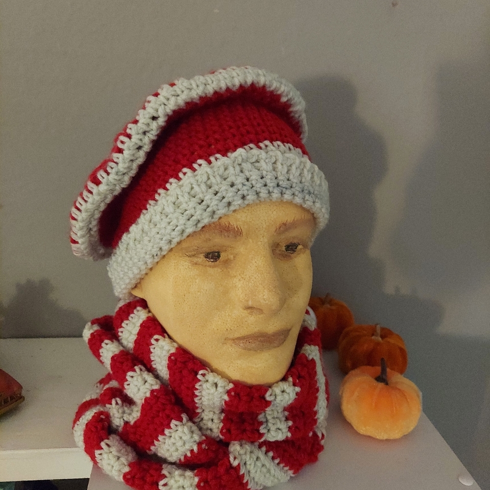 WINTER HAT AND SCARF SET